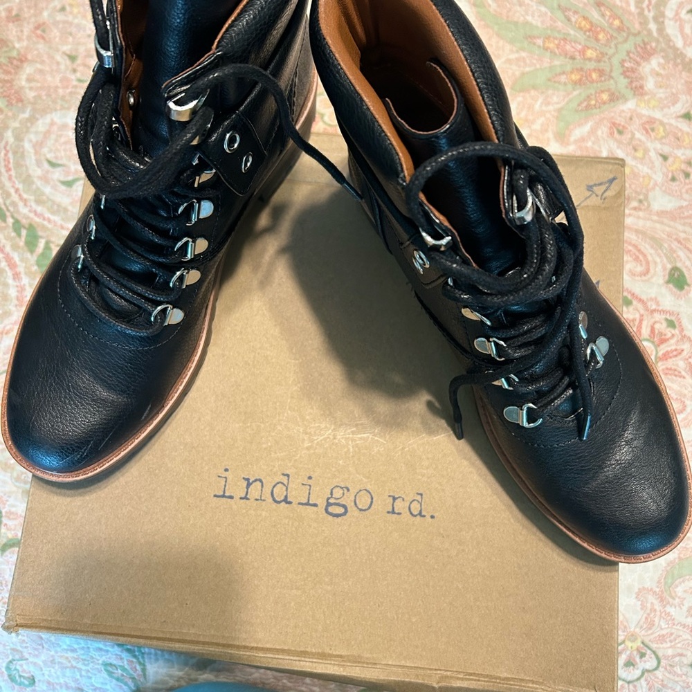 Indigo Rd. Boots - Picture 1 of 7